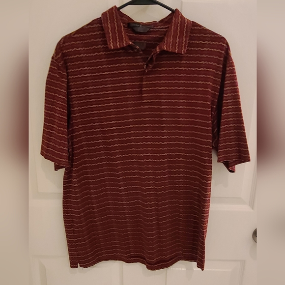 Tiger Woods Maroon Collared Button Men's Golf Shirt Size Small - Picture 2 of 5